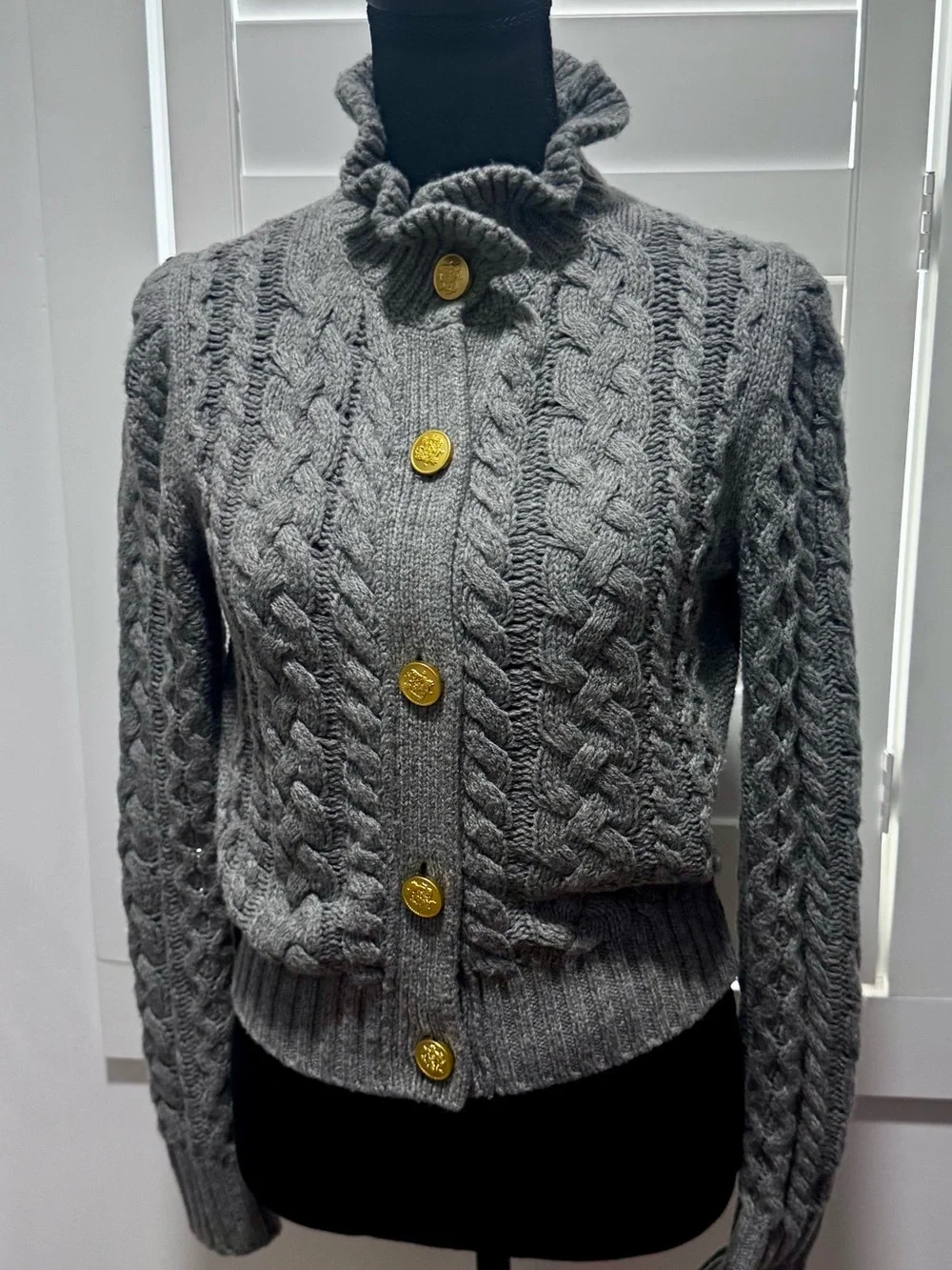 J.Crew XS Gray Lambswool Cable Knit Ruffle Collar Gold Button Cardigan